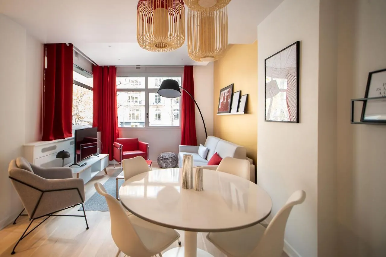 Gide : Au Coeur De La Rive Gauche, Neuf, Design, 2/4 Personnes Appartement *